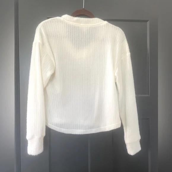 Hippie Rose Winter White loungewear set size small - Picture 3 of 8